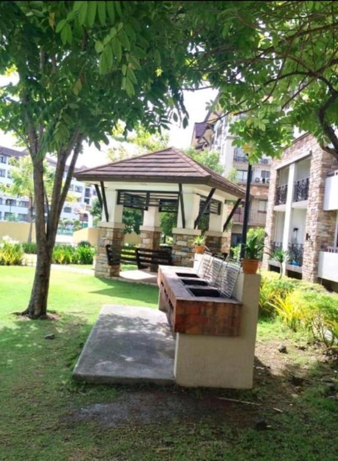 Apartelle D' Oasis Davao Екстер'єр фото
